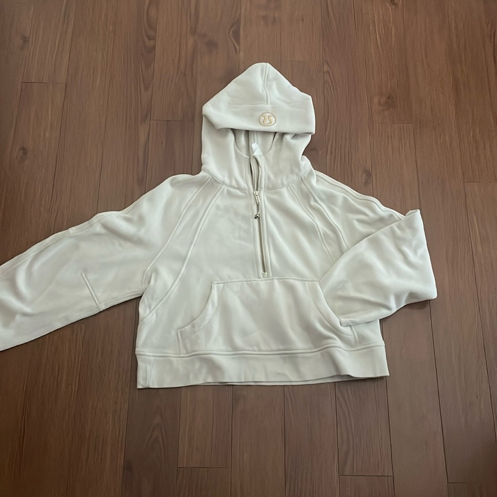 Lululemon Scuba Oversized Funnel-Neck half zip size M/L sweatshirt